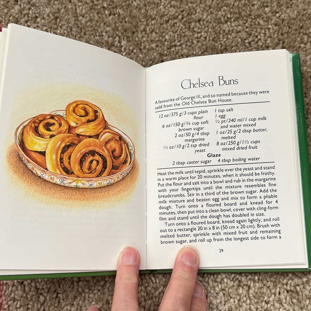 A Little English Book of Teas - Picture 11 of 12